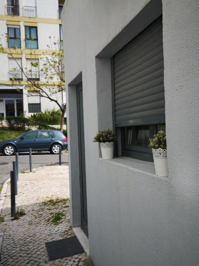 Cozy Studio Alvalade Lisbon Luaran gambar